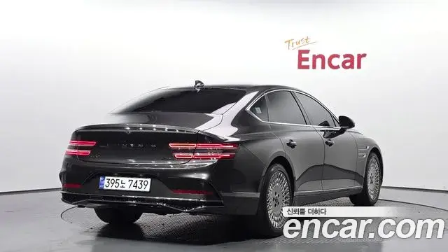 Genesis G80 2025 — ფოტო 20/21