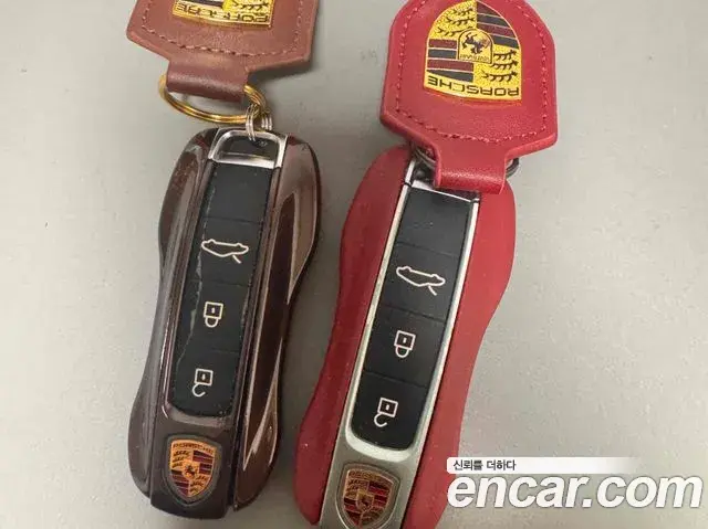 Porsche 911 2020 — Photo 7/11