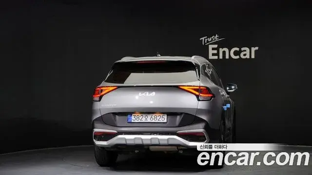 Kia Sportage 2021 — Фото 4/20