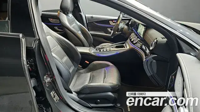 Mercedes-Benz AMG GT 2021 — Фото 10/20