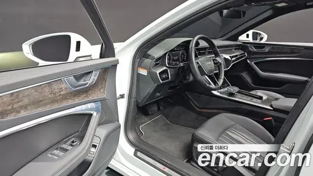 Audi A6 2021 — Photo 19/20