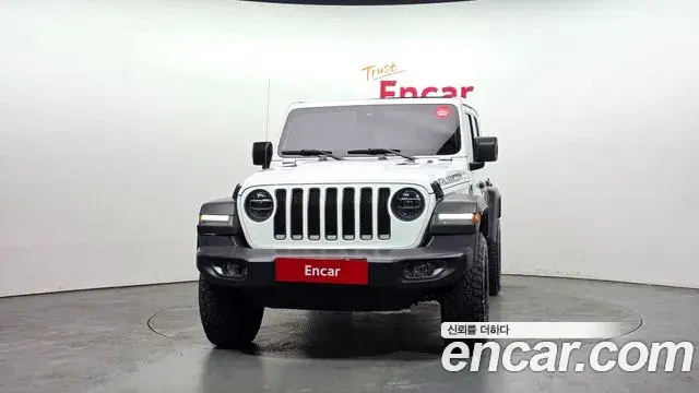 Jeep Wrangler 2021 — Şəkil 7/20