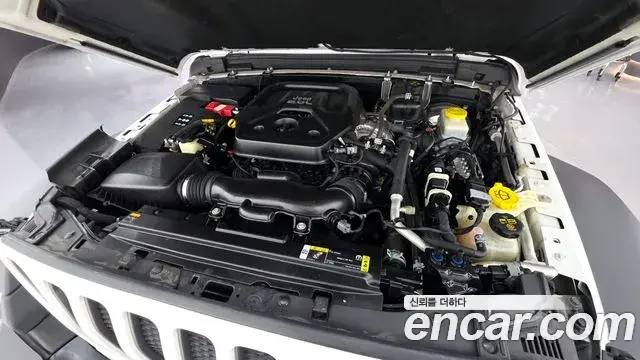 Jeep Wrangler 2021 — Şəkil 19/20