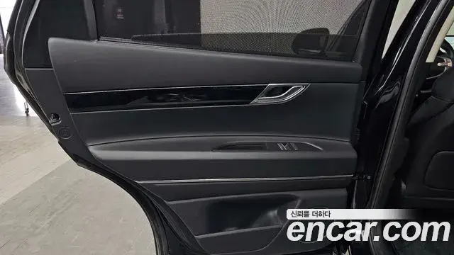 Genesis GV80 2021 — Photo 7/37