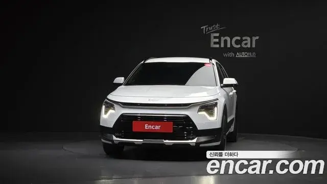 Kia Niro 2025 — Фото 3/20