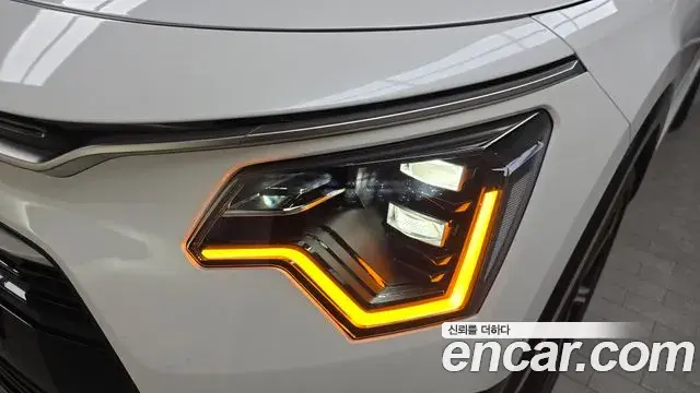 Kia Niro 2025 — ფოტო 30/31