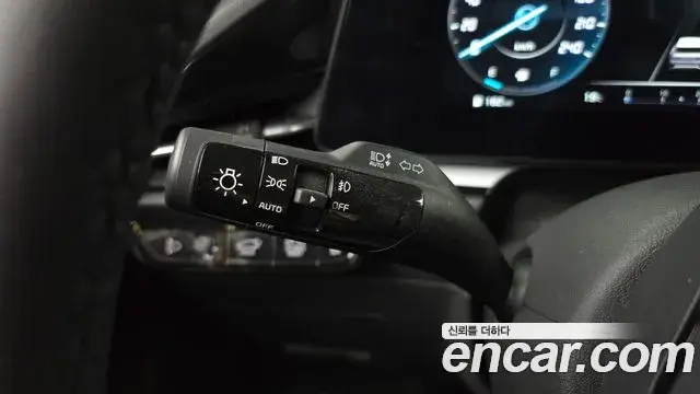 Kia Niro 2025 — ფოტო 31/31