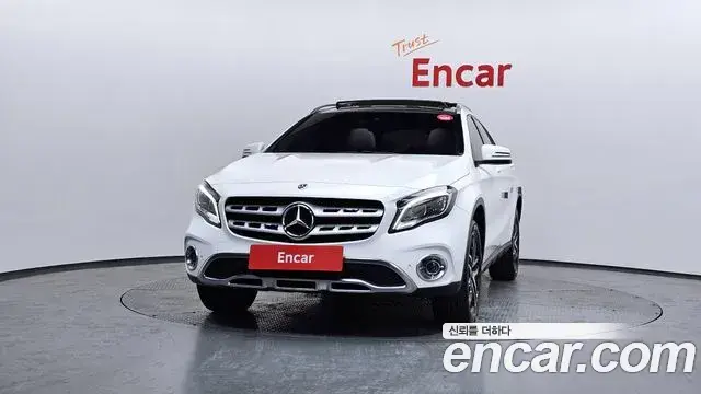 Mercedes-Benz GLA-Class 2019 — ფოტო 14/33