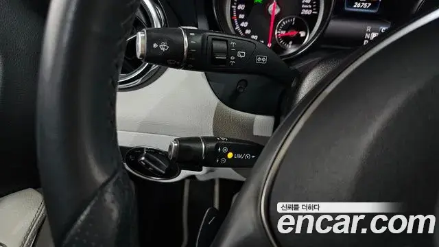 Mercedes-Benz GLA-Class 2019 — ფოტო 2/33