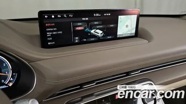 Genesis GV80 2021 — ფოტო 17/36