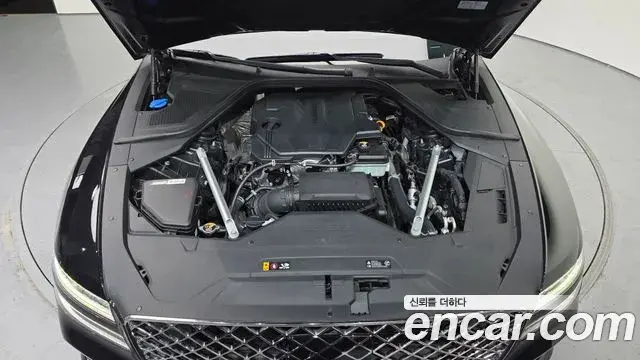 Genesis G80 2020 — ფოტო 14/20