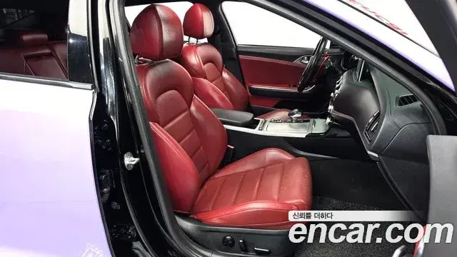 Kia Stinger 2019 — Photo 13/33