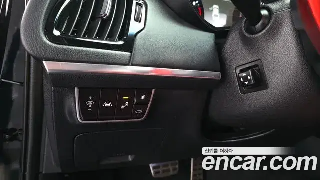 Kia Stinger 2019 — Photo 26/33