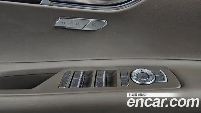 Genesis GV80 2020 — ფოტო 13/42