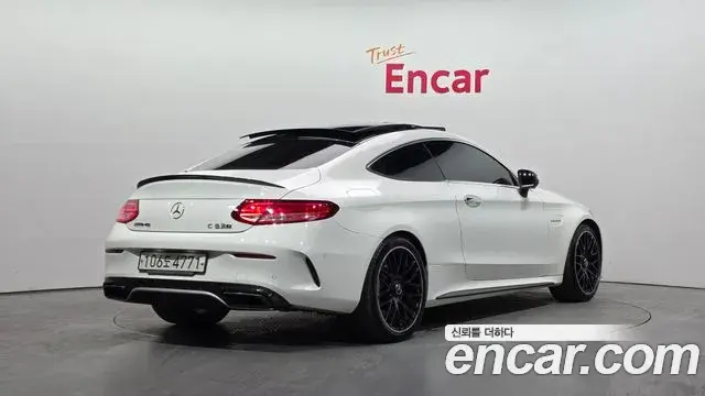 Mercedes-Benz C-Class 2018 — Фото 1/20