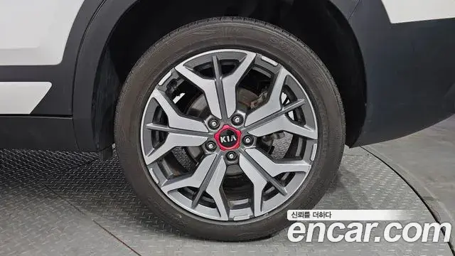 Kia Seltos 2019 — Photo 27/36