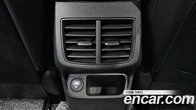 Kia Seltos 2019 — Photo 7/36