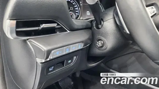 Genesis GV80 2021 — Şəkil 31/41
