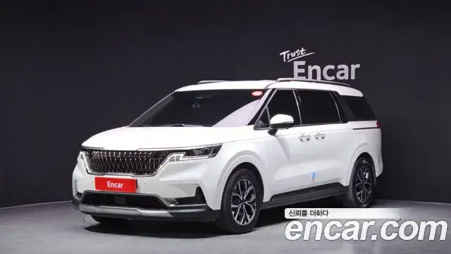 Kia Carnival 2022 — Photo 1/20