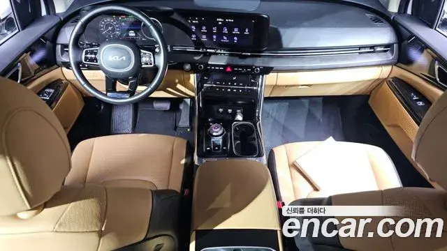 Kia Carnival 2022 — Photo 7/20