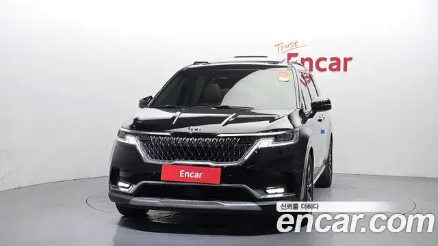 Kia Carnival 2021 — Фото 3/20
