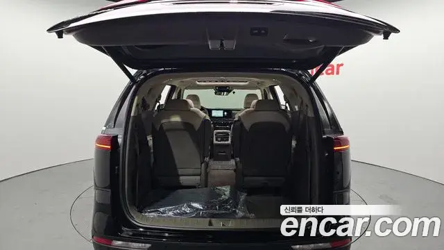 Kia Carnival 2023 — Photo 20/20