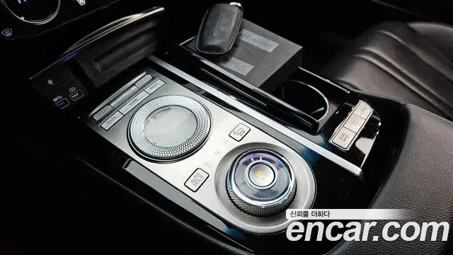 Genesis G80 2020 — Photo 28/30
