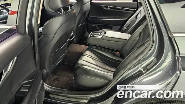 Genesis G80 2020 — Photo 14/30