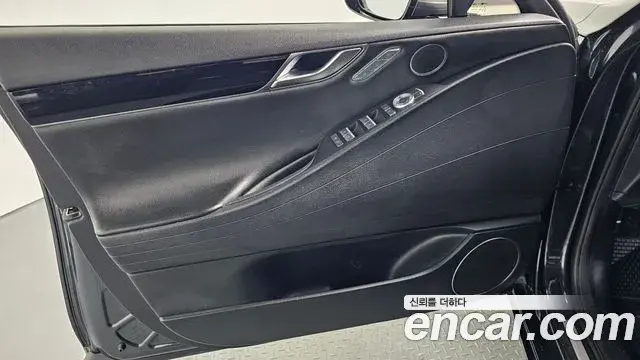 Genesis G80 2020 — Photo 16/30