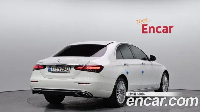 Mercedes-Benz E-Class 2021 — Фото 2/20