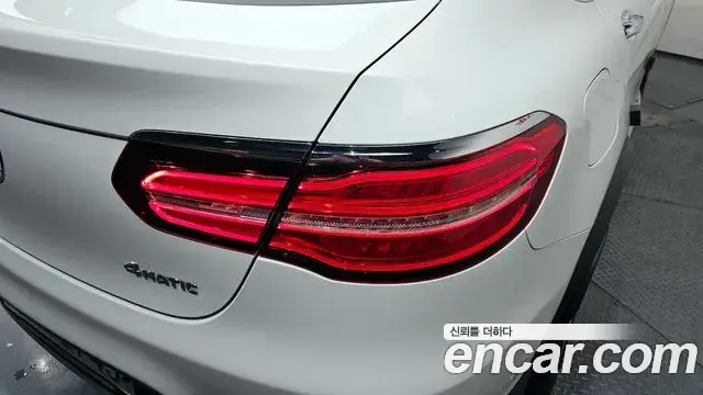 Mercedes-Benz GLC-Class 2018 — ფოტო 13/31