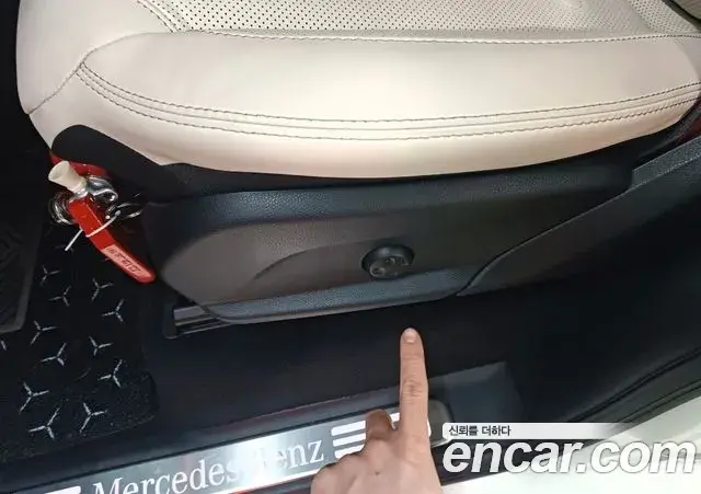 Mercedes-Benz G-Class 2025 — ფოტო 10/11