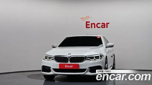 BMW 5 Series 2019 — Şəkil 26/32