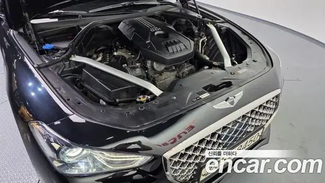 Genesis G70 2019 — ფოტო 1/37