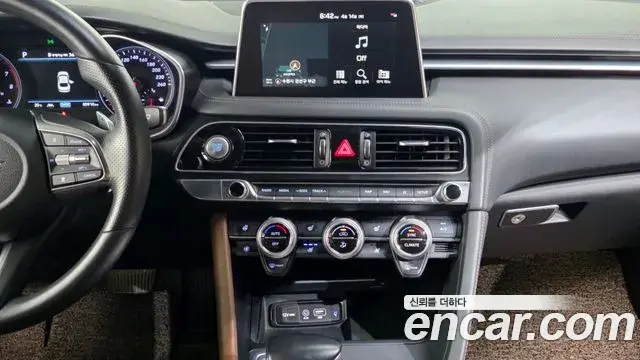 Genesis G70 2019 — ფოტო 5/37