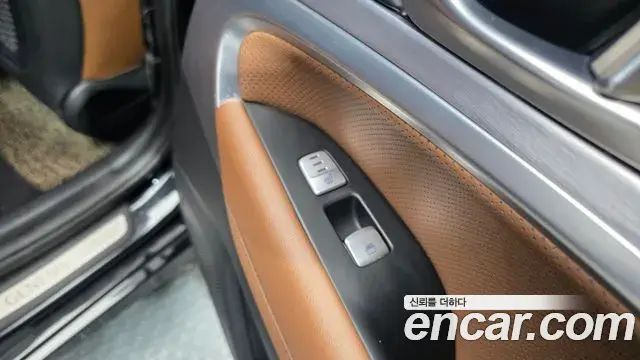 Genesis G70 2019 — ფოტო 34/37