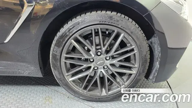 Genesis G70 2019 — ფოტო 18/37