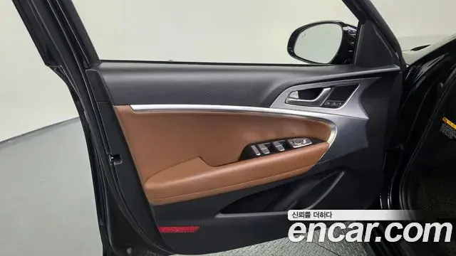 Genesis G70 2019 — ფოტო 9/37