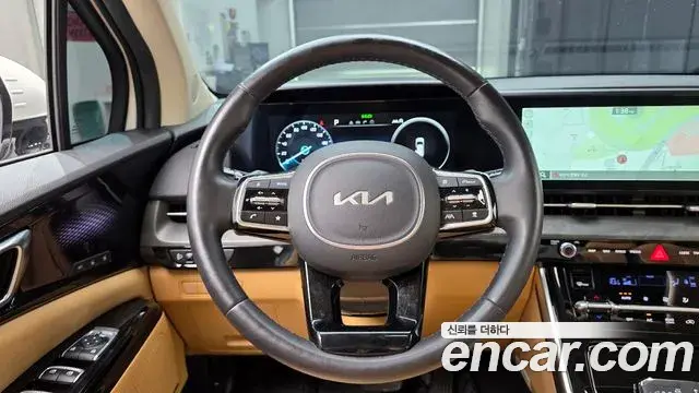 Kia Carnival 2023 — Photo 13/20