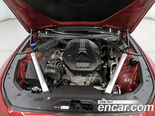 Genesis G70 2019 — ფოტო 19/20