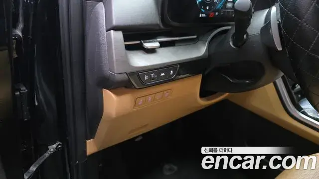 Kia Carnival 2023 — Фото 15/20