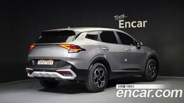 Kia Sportage 2021 — Фото 2/20