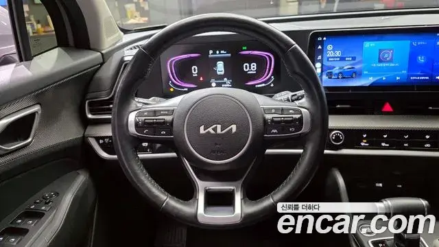 Kia Sportage 2021 — Фото 13/20