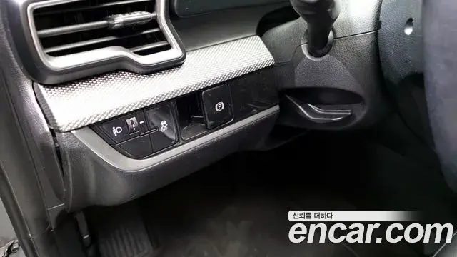 Kia Sportage 2021 — Фото 15/20