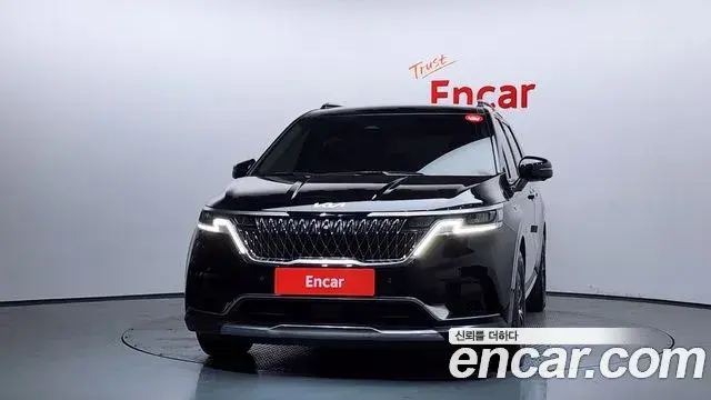 Kia Carnival 2023 — Photo 14/20