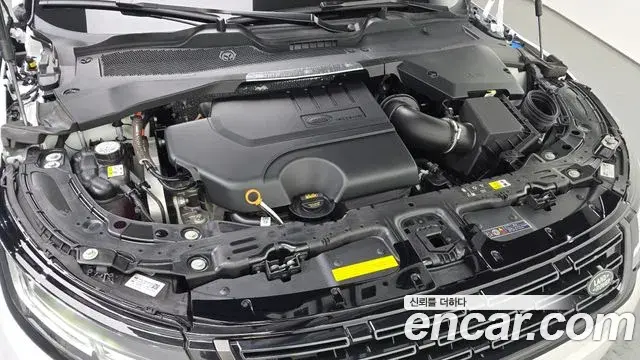 Land Rover Range Rover Evoque 2025 — Фото 10/20