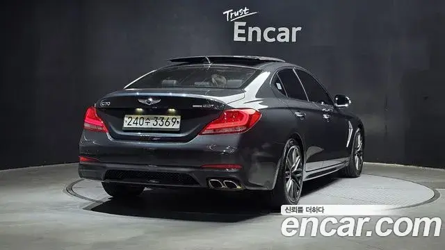 Genesis G70 2018 — Фото 2/20