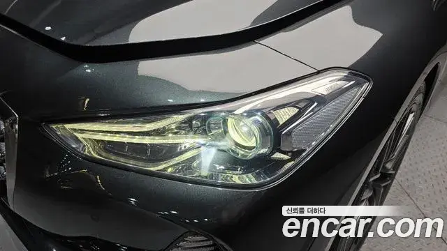 Genesis G70 2018 — Photo 15/30