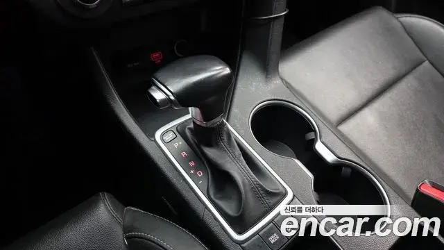 Kia Sportage The Bold 2020 — Şəkil 4/30