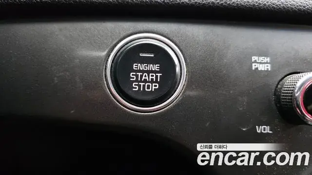 Kia Sportage The Bold 2020 — Şəkil 13/30